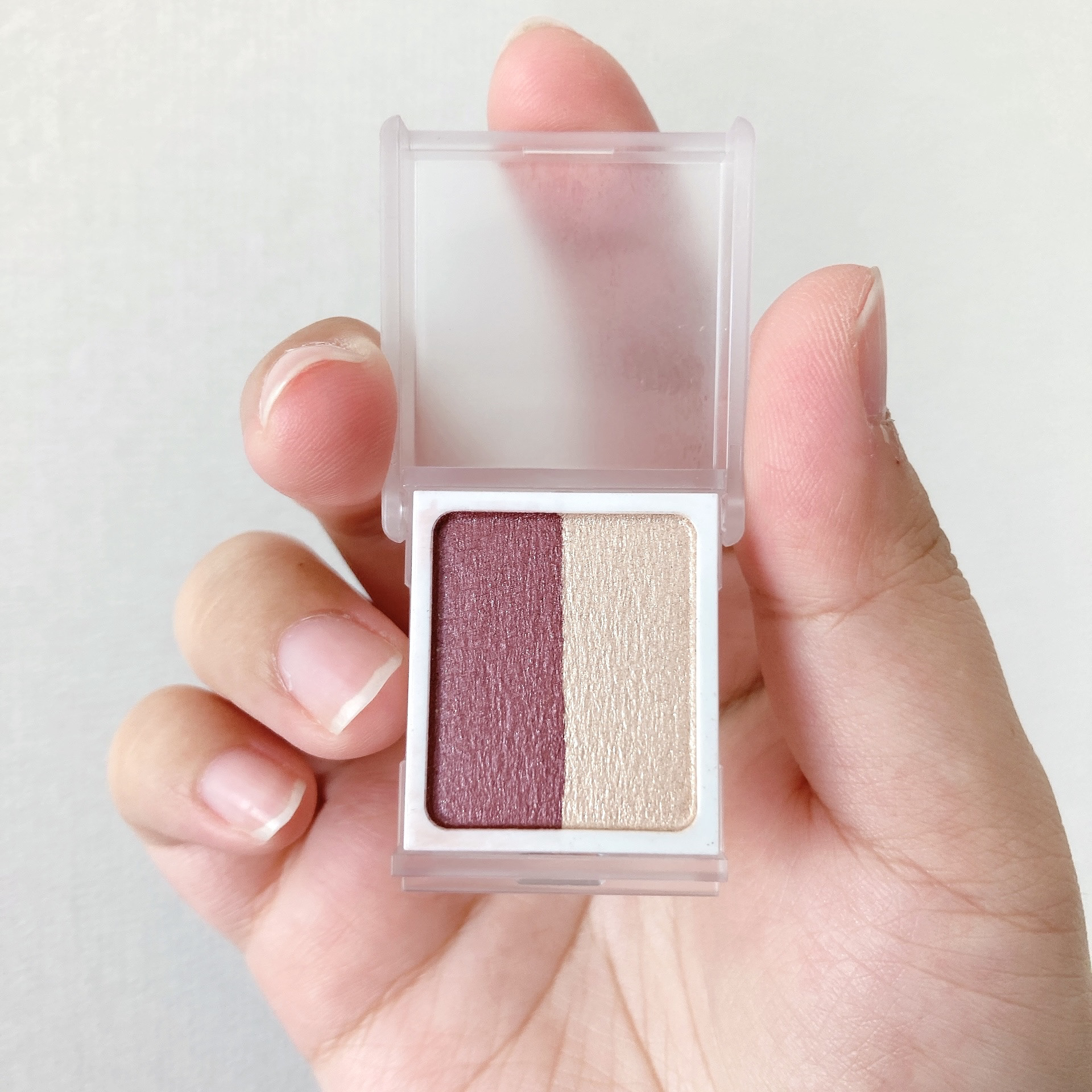 アイカラー ２色タイプ/無印良品/アイシャドウパレットを使ったクチコミ（2枚目）