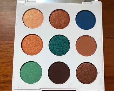 ColourPop  シャドウパレット MARのクチコミ「やっと、やっと届きました😭💓
colorpop eyeshadow palette MAR🏝
.....」（3枚目）