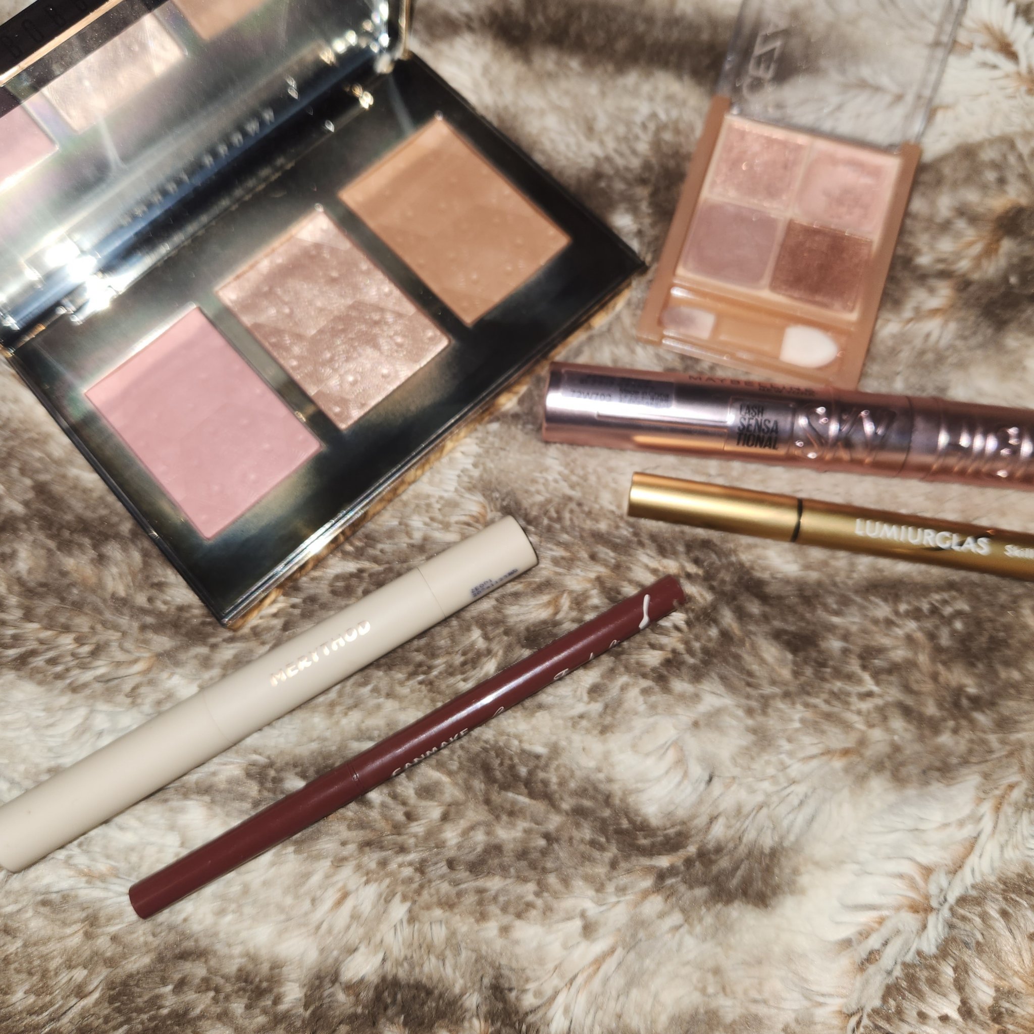 リュクス チーク & ハイライト パレット ローズグロウ/BOBBI BROWN/パウダーハイライトを使ったクチコミ（1枚目）