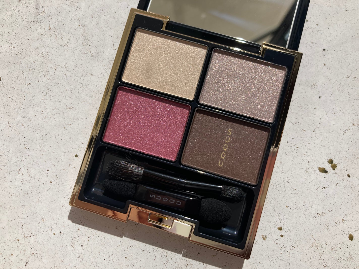 シグニチャー カラー アイズ/SUQQU/アイシャドウパレットを使ったクチコミ(3枚目)