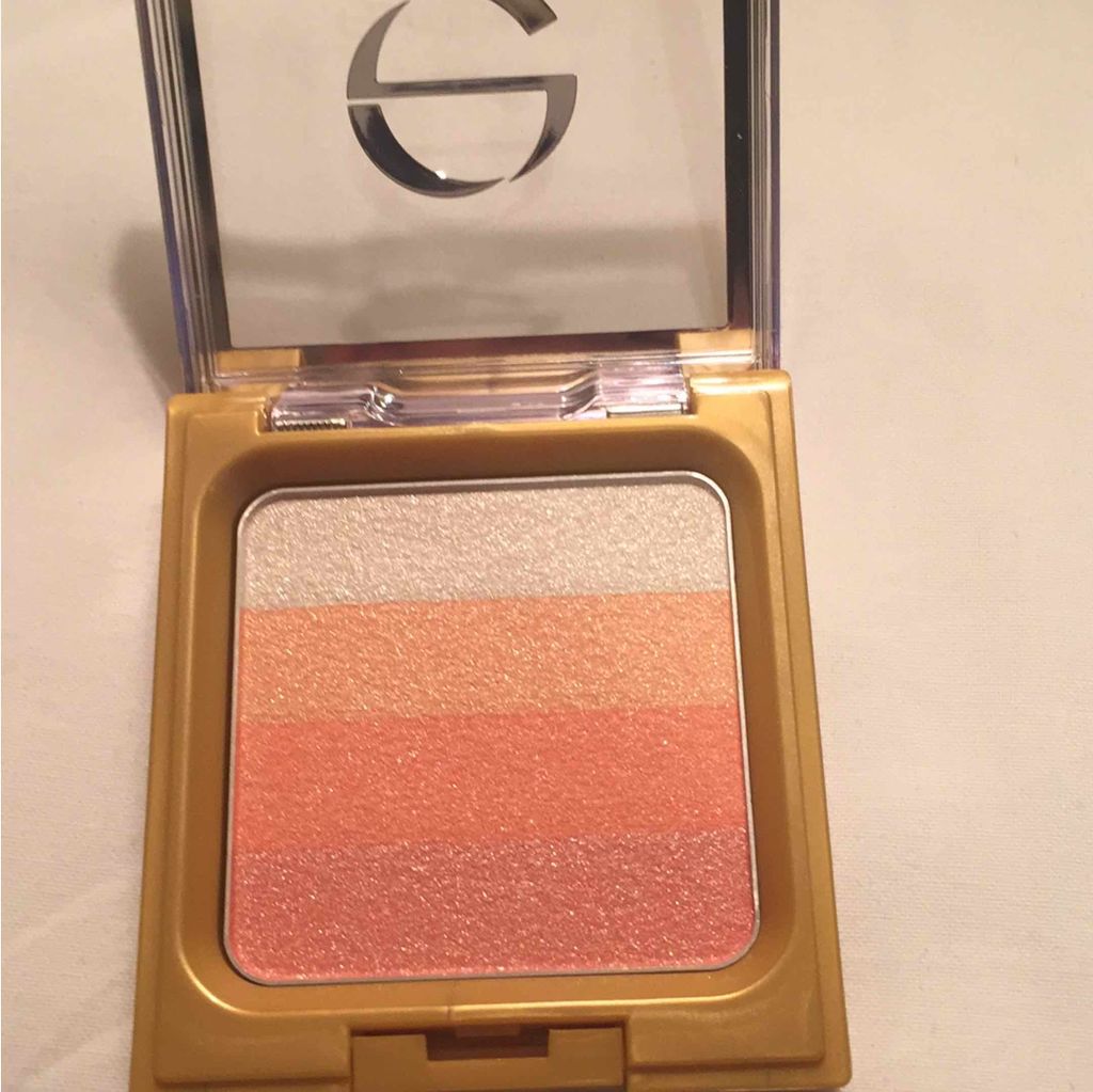 グラデーションチーク N/excel/パウダーチークを使ったクチコミ(1枚目)