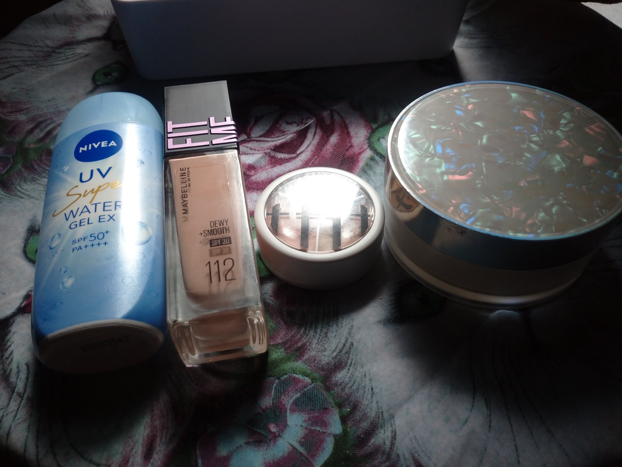 フィットミー リキッド ファンデーション DN/MAYBELLINE NEW YORK/リキッドファンデーションを使ったクチコミ（1枚目）