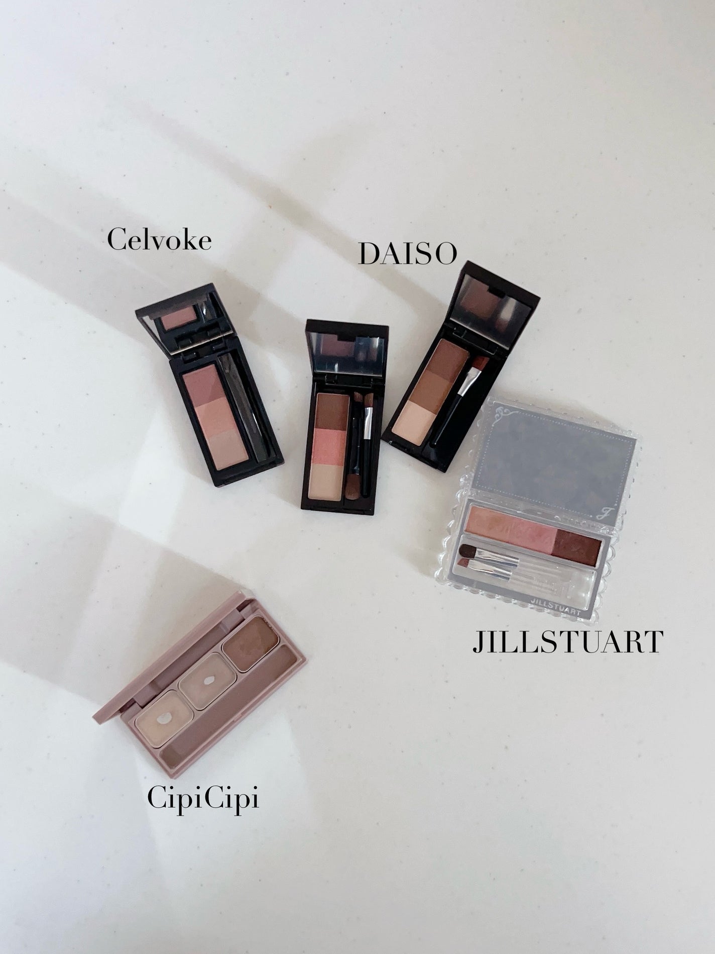 セルヴォーク インディケイトアイブロウパウダー/Celvoke/パウダーアイブロウを使ったクチコミ(2枚目)