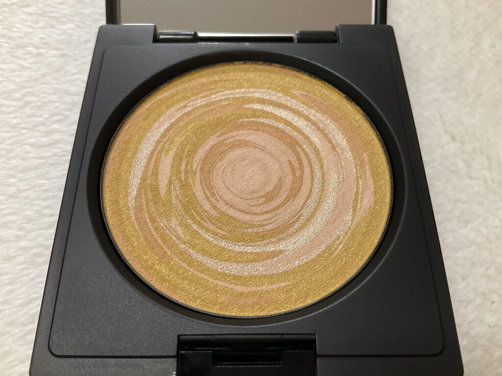 グロウスリング パウダー /Celvoke/プレストパウダーを使ったクチコミ（3枚目）