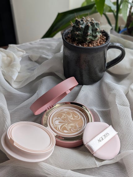 ヴェールヌーディ エッセンスパクトグロウ/AGE20’s/クリーム・エマルジョンファンデーションを使ったクチコミ(1枚目)