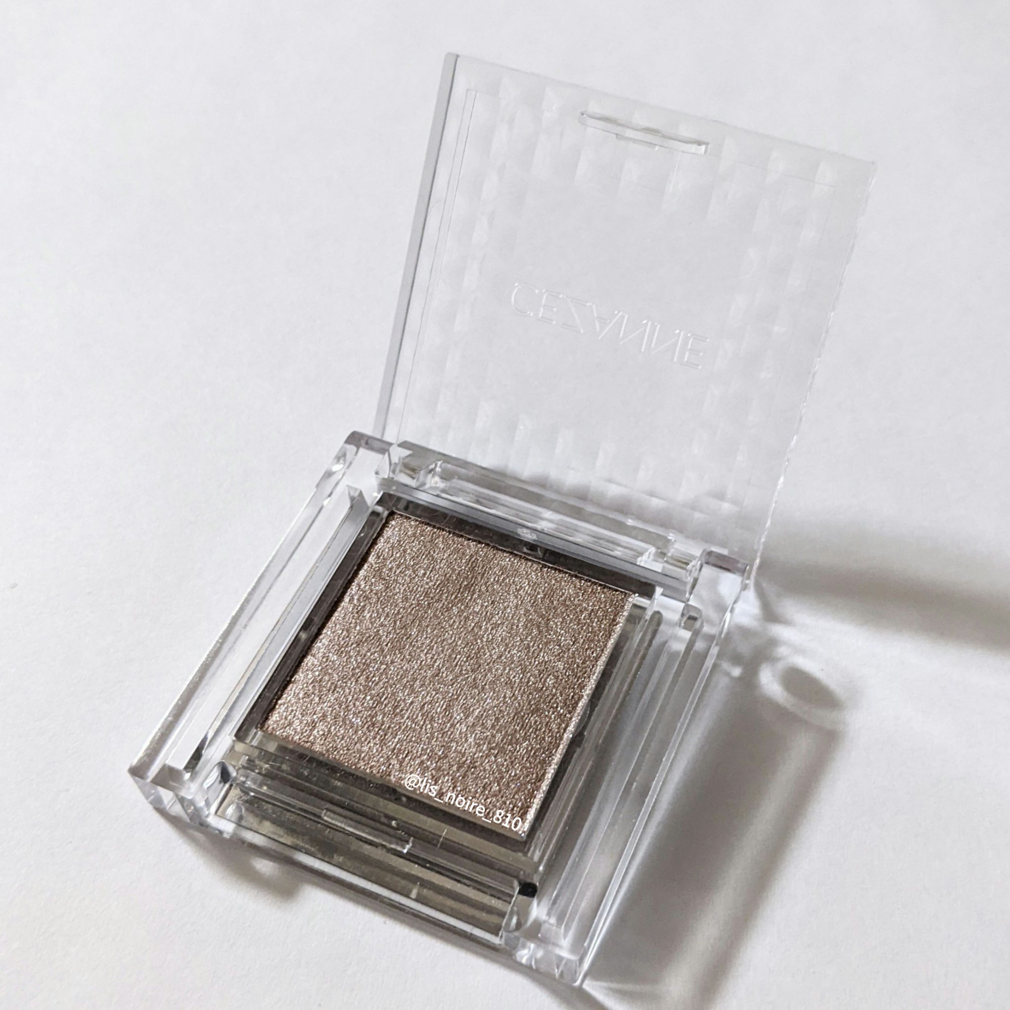 シングルカラーアイシャドウ 09 グレイッシュブラウン/CEZANNE/単色アイシャドウを使ったクチコミ（1枚目）