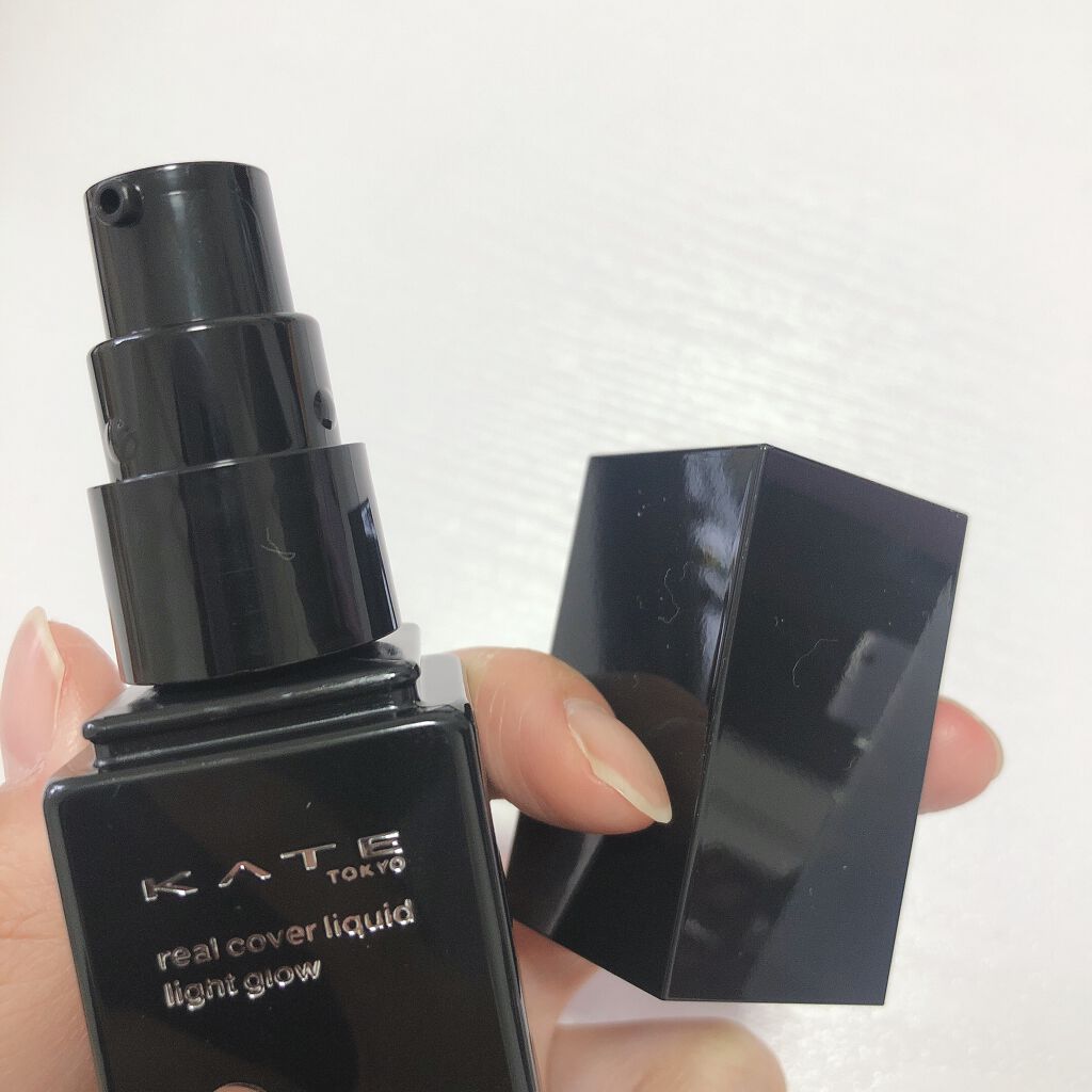リアルカバーリキッド（ライトグロウ）/KATE/リキッドファンデーションを使ったクチコミ（2枚目）
