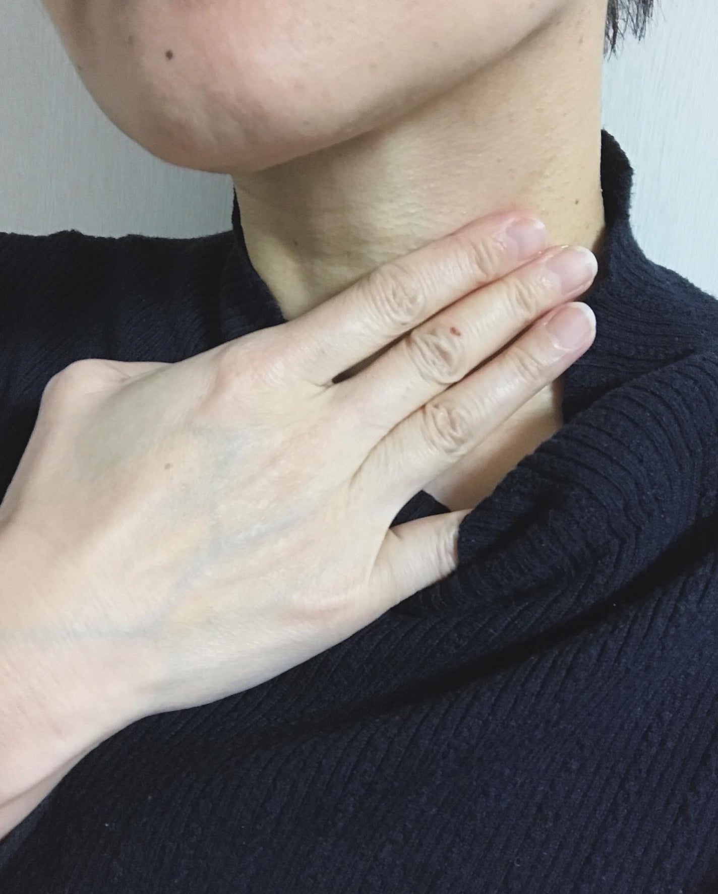 ハリーハリー 薬用おとなの美くびクリーム リッチ(医薬部外品)/ハリーハリー/ネック・デコルテケアを使ったクチコミ(9枚目)