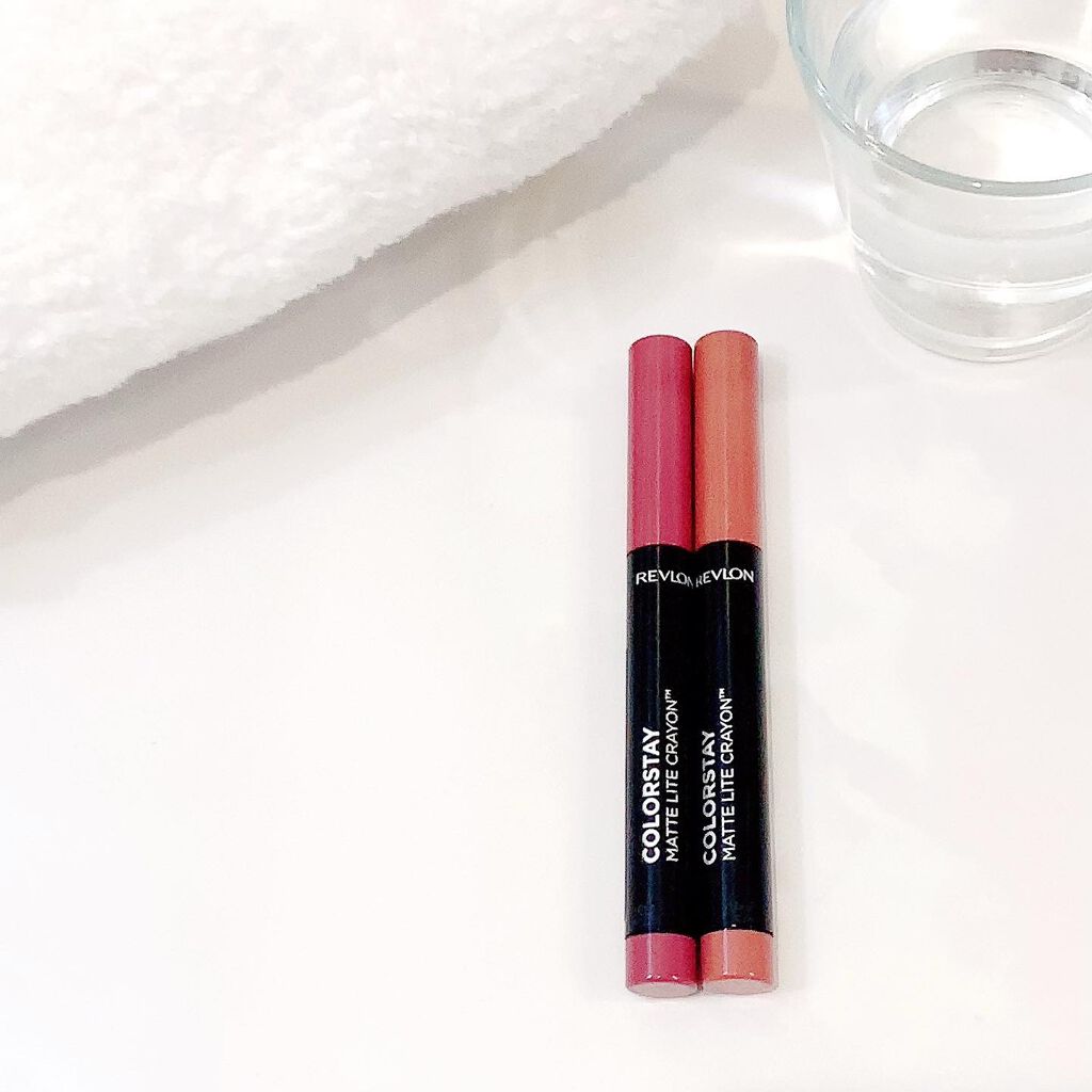 レブロン カラーステイ マット ライト クレヨン/REVLON/口紅を使ったクチコミ（3枚目）