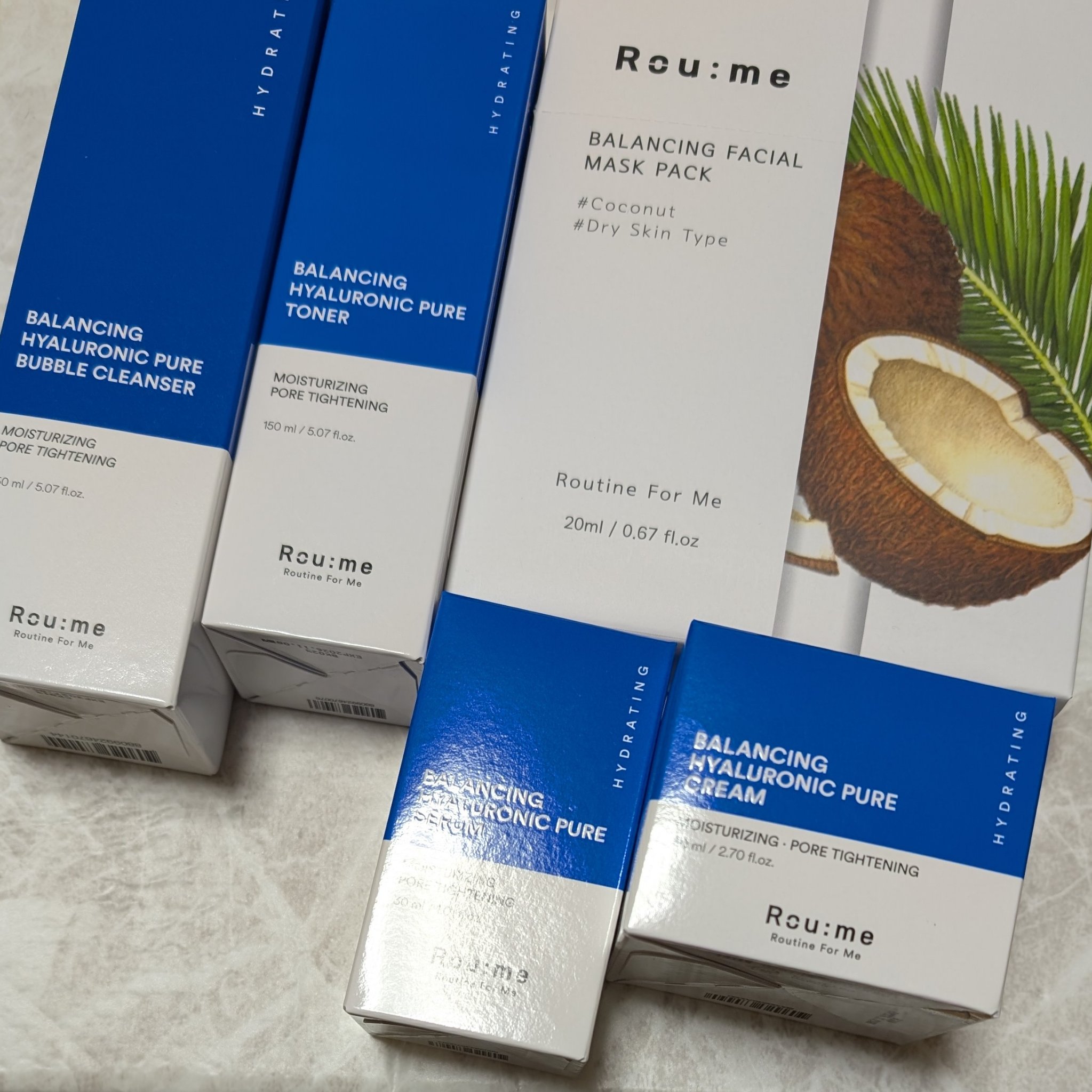 バランシングヒアルロニックピュアバブルクレンザー/Roume/泡洗顔を使ったクチコミ（1枚目）