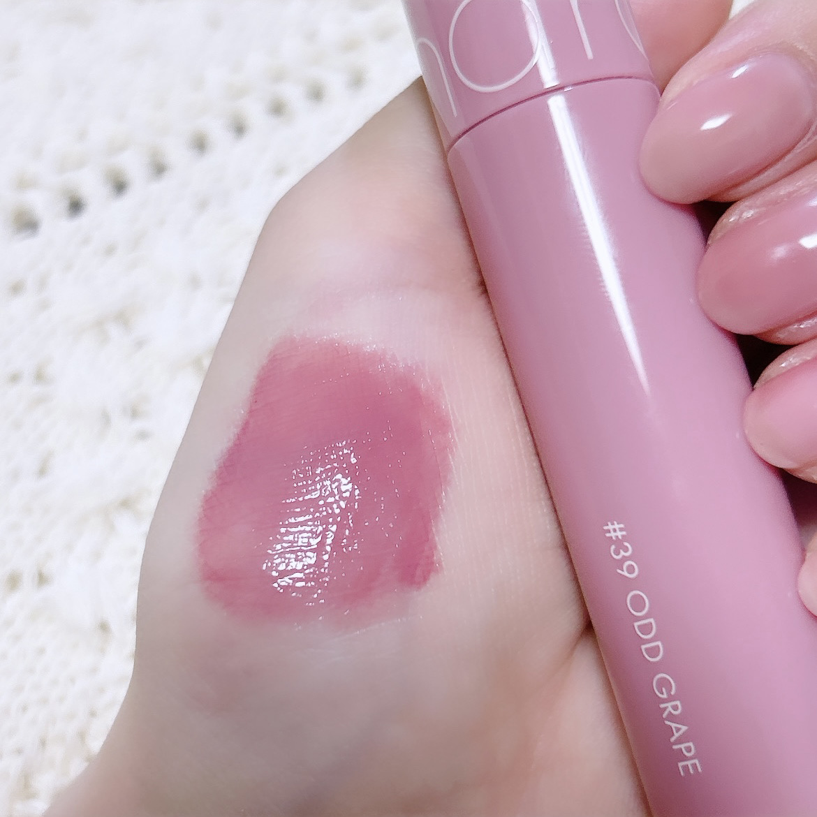 ジューシーラスティングティント 39 オッドグレープ(ODD GRAPE)/rom&nd/リップティントを使ったクチコミ（3枚目）