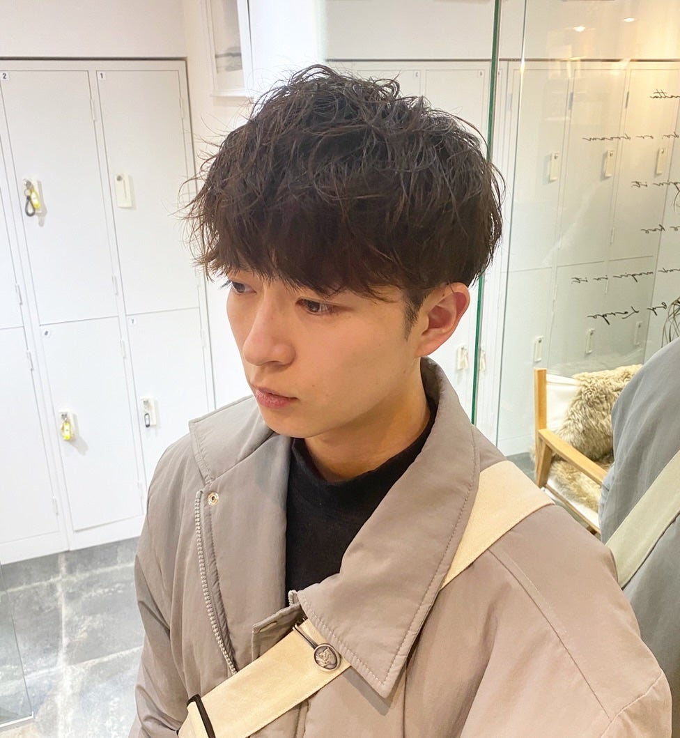 久米侑毅 on LIPS 「メンズツイストスパイラルパーマ、、、ご予約方法📨DMかプロフィ..」(1枚目)