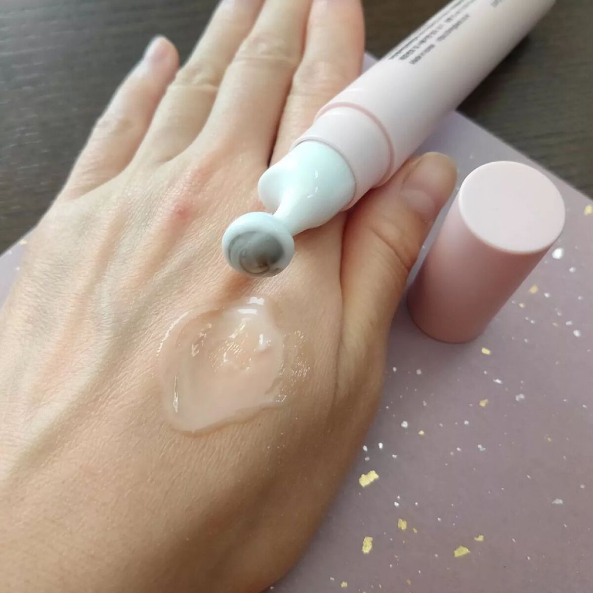 チェリーブロッサム ブレミッシュ 8GF スティック アイクリーム/Bring Back/アイケア・アイクリームを使ったクチコミ（3枚目）