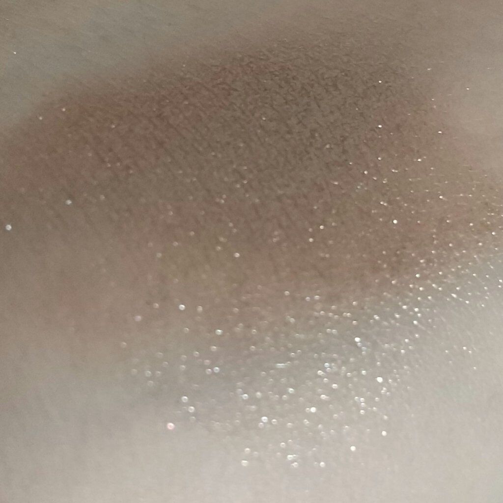 HOLIKA HOLIKA ホイルショックシャドウのクチコミ「ホリカホリカ ホイルショックシャドウ FSV01 Moon Flash

以前イベントで韓国コ.....」（3枚目）