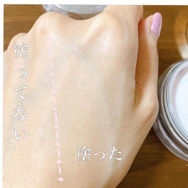 SNIDEL BEAUTY ルースパウダーのクチコミ「トーンアップする⤴️

パケも可愛くて持ち運びに便利！

肌に優しい✨

天然由来99%☺️✨.....」（2枚目）