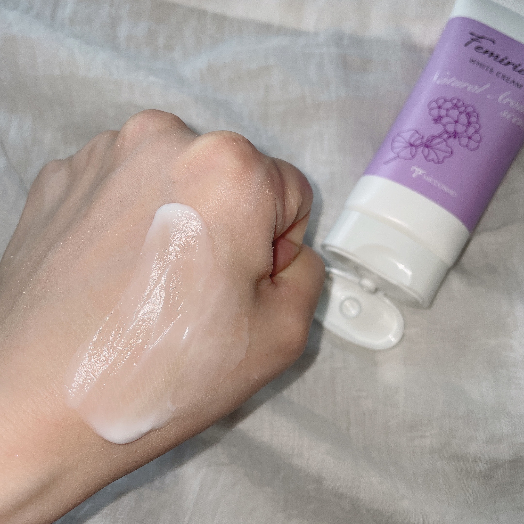 ホワイトスタビリティクリーム/フェミリアル/デリケートゾーンケアを使ったクチコミ（3枚目）