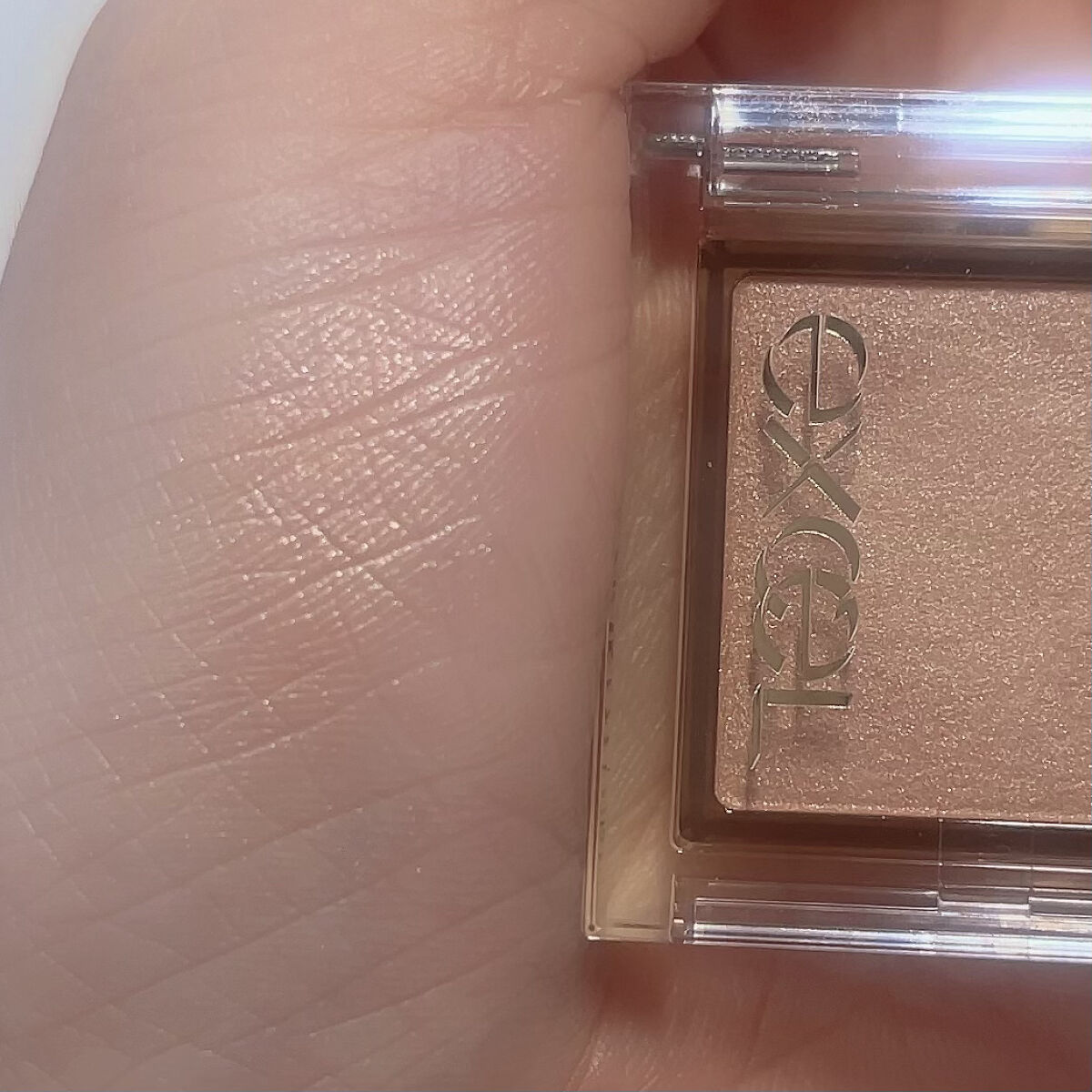 アイプランナー/excel/単色アイシャドウを使ったクチコミ（2枚目）