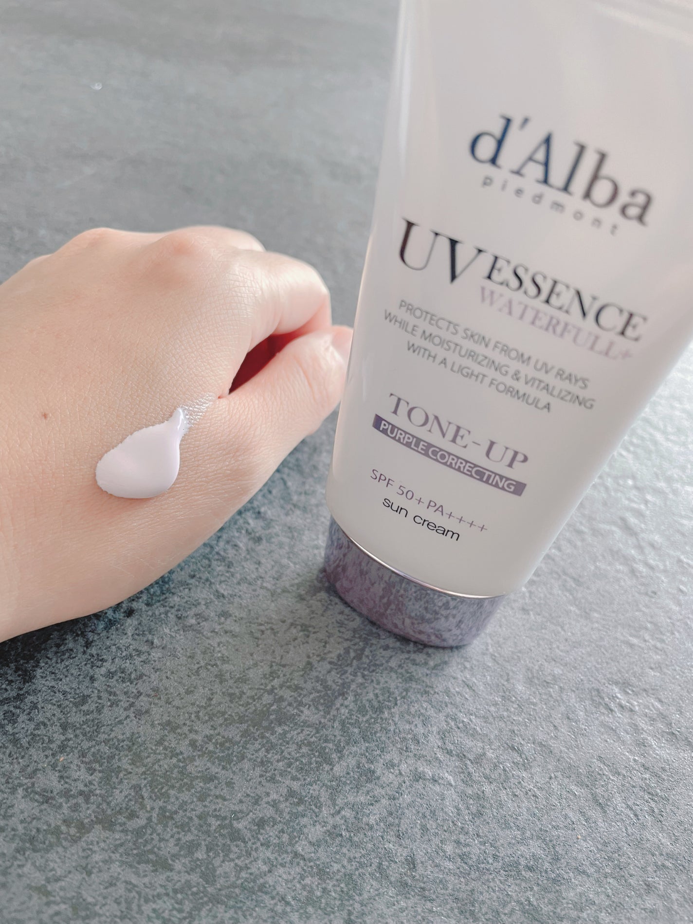 ウォータフルトーンアップサンクリーム/ダルバ/日焼け止めクリームを使ったクチコミ(3枚目)