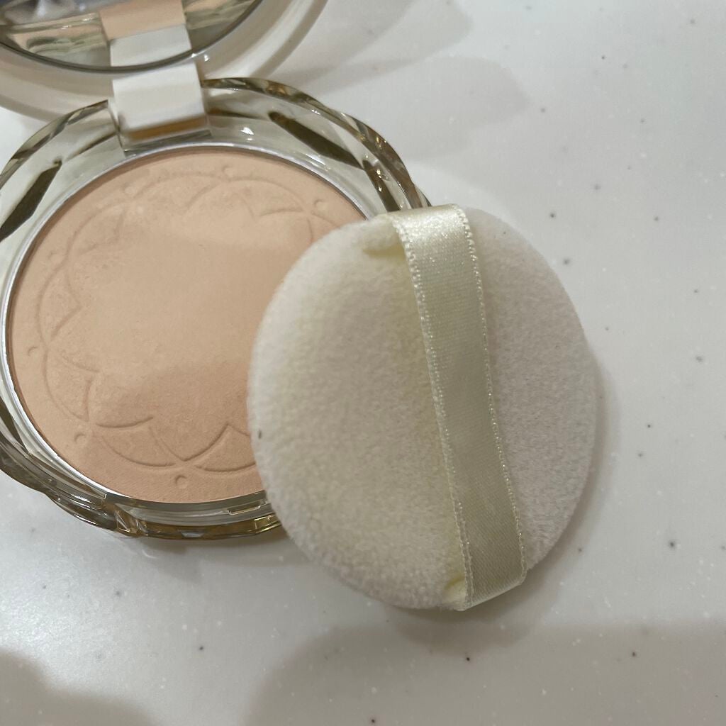 UVシルクカバーパウダー/CEZANNE/プレストパウダーを使ったクチコミ(2枚目)