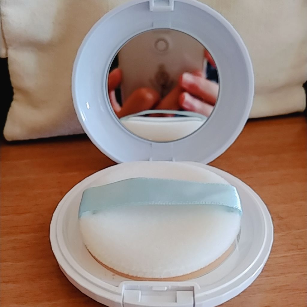 ミネラルBBパウダー COOL/毛穴パテ職人/プレストパウダーを使ったクチコミ（2枚目）