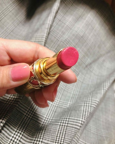 ✨ルージュ ヴォリュプテ シャイン✨
💄YVES SAINT LAURENT BEAUTE💄

1番最近買ったデパコスリップです！
色はテスティングした結果、持ってない感じの色味だった13番！

憧れの