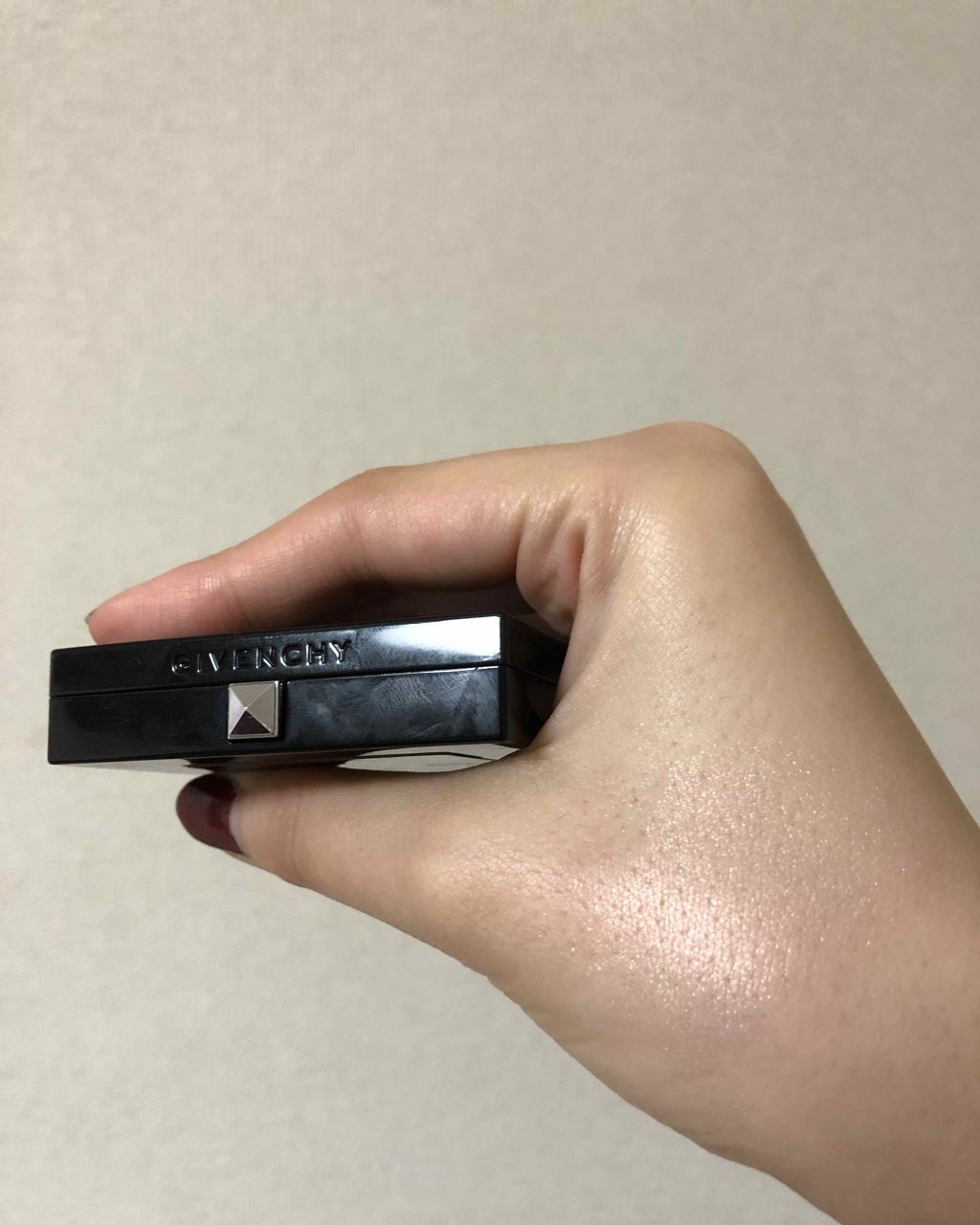 タン・クチュール・シマー・パウダー/GIVENCHY/プレストパウダーを使ったクチコミ(2枚目)