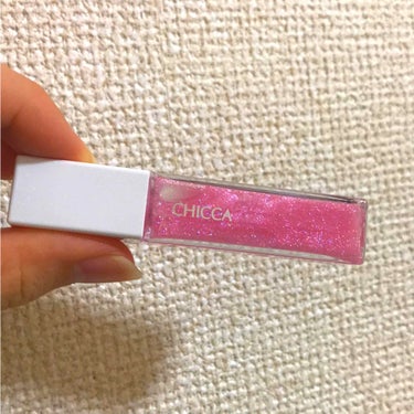 
CHICCA  メスメリックグロスオン
03 スウィートキャンディ🍬

ずっと狙ってはいたものの、
個人的に購入タイミングを逃して迷子になっていたもの！←
1月に廃盤になってしまうと聞いて慌ててネット