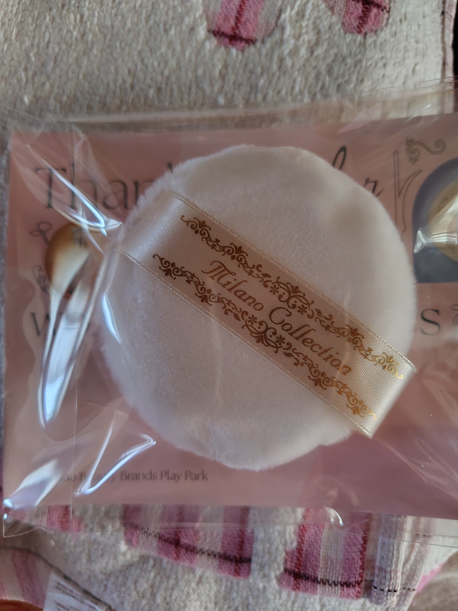 みゆさん@ｱﾗﾌｫｰﾛﾘｨﾀのクチコミ「カネボウパフ ミラコレフェースパウダー用を花王様よりいただきました！
条件を満たせば全員プレゼ.....」（3枚目）