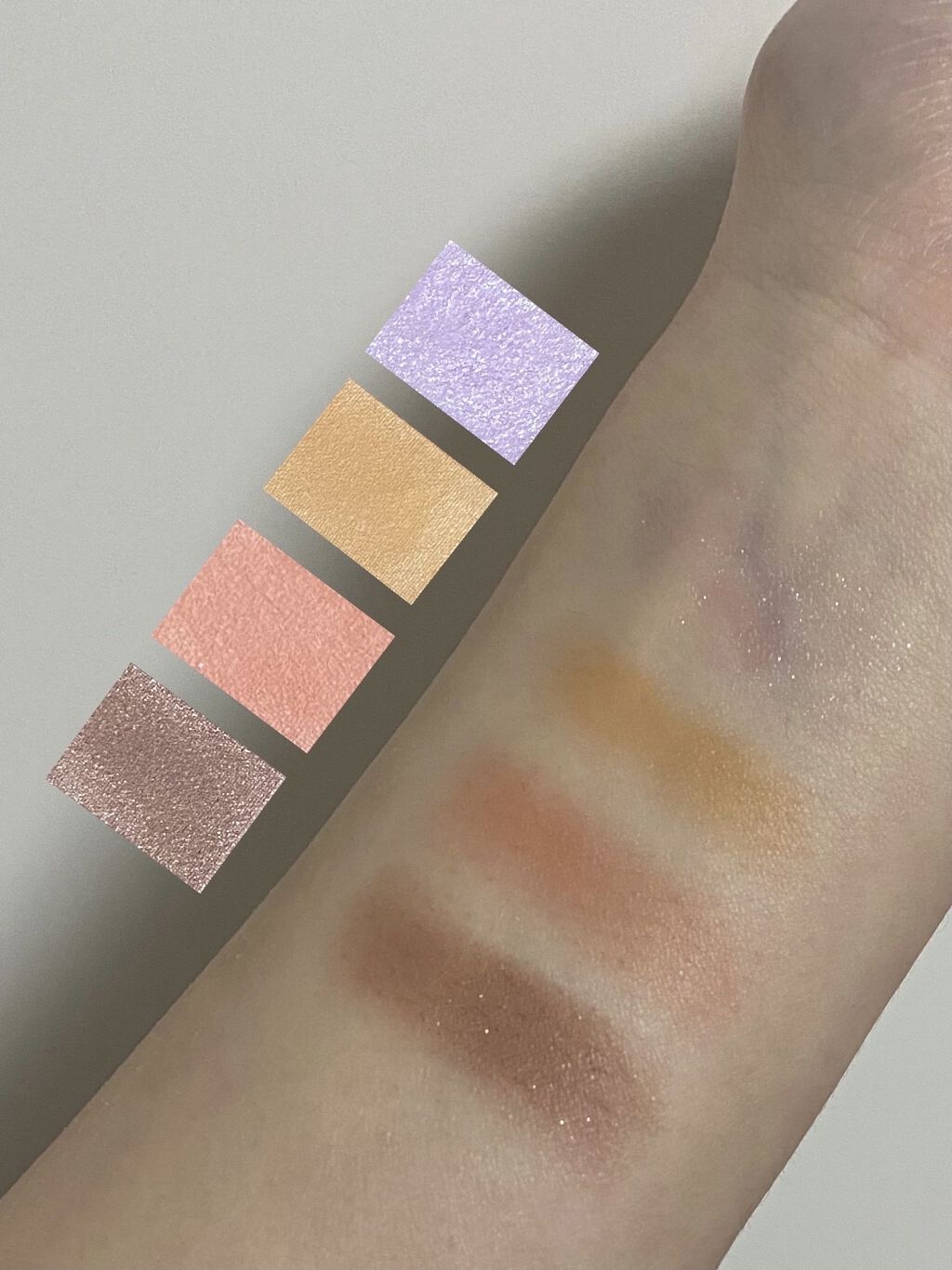 ミネラルクラッシィシャドー/エトヴォス/アイシャドウパレットを使ったクチコミ（2枚目）