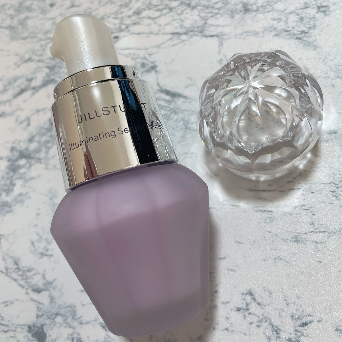 ジルスチュアート　イルミネイティング セラムプライマー/JILL STUART/化粧下地を使ったクチコミ（3枚目）