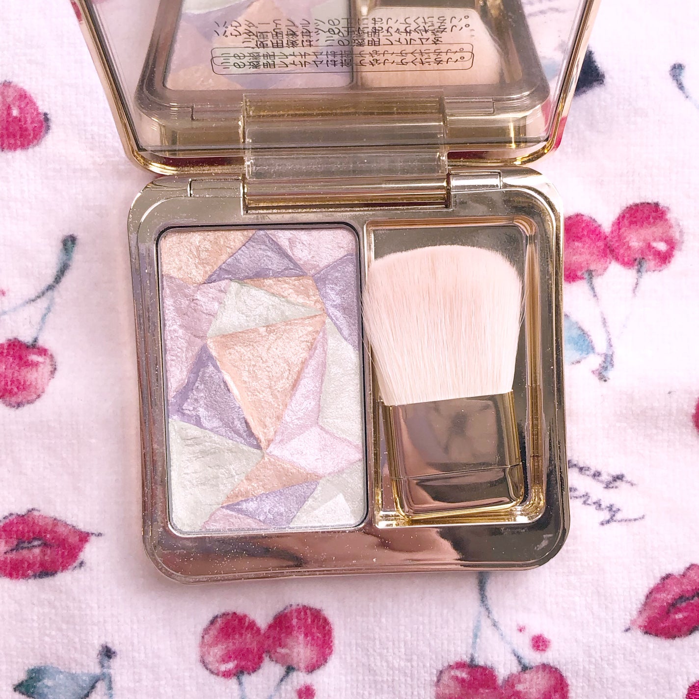 プリズム・リーブル・ハイライター/GIVENCHY/パウダーハイライトを使ったクチコミ(1枚目)