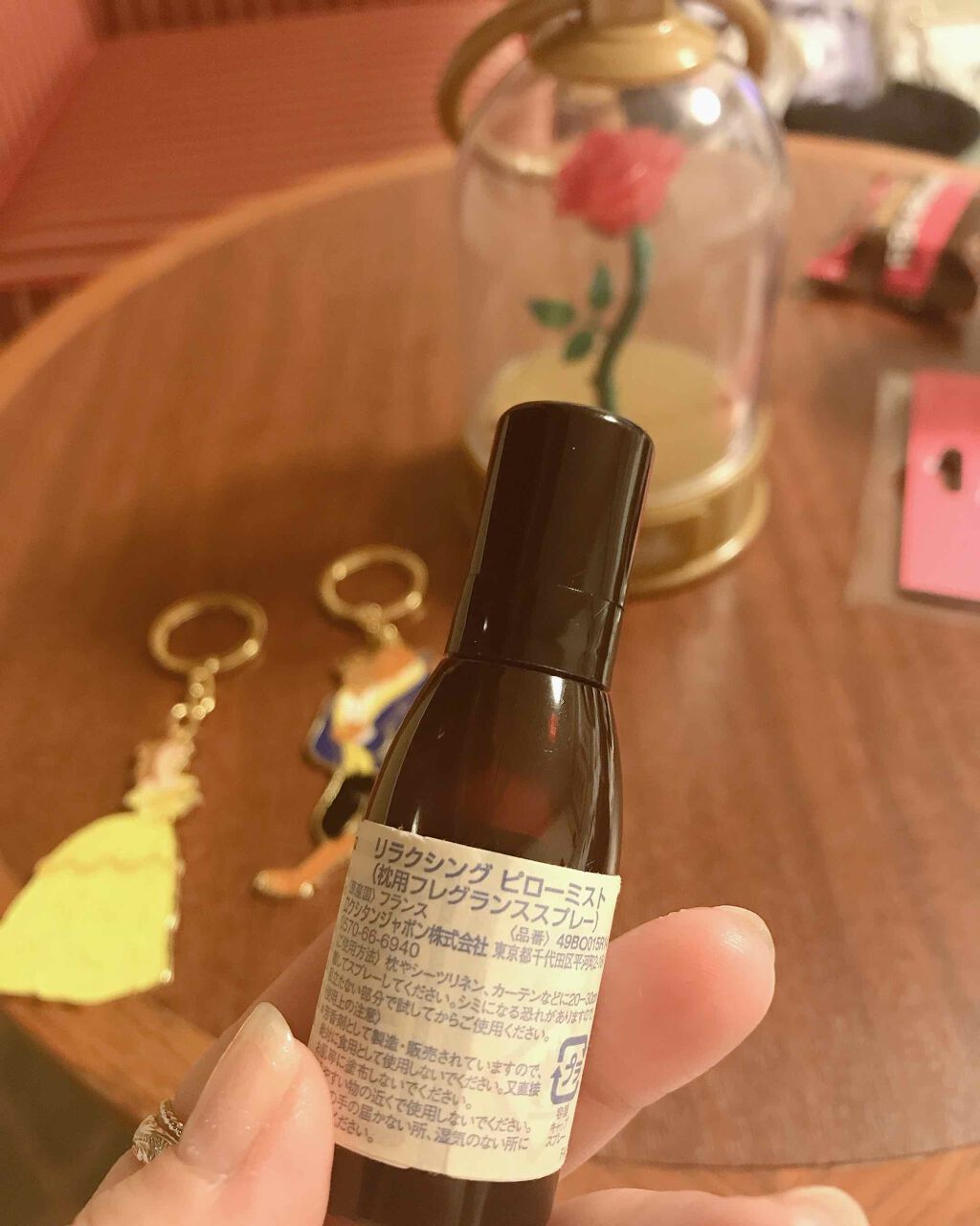 リラクシング ピローミスト/L'OCCITANE/ファブリックミストを使ったクチコミ（2枚目）