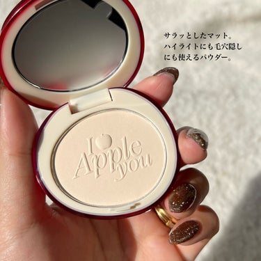 Joocyee APPLE YOU ニュアンスグロウパウダーのクチコミ「毛穴どこ行った！？ってなるパウダー買った🍎💕
毛穴隠し・ハイライトにも使えるよ！


.....」（3枚目）