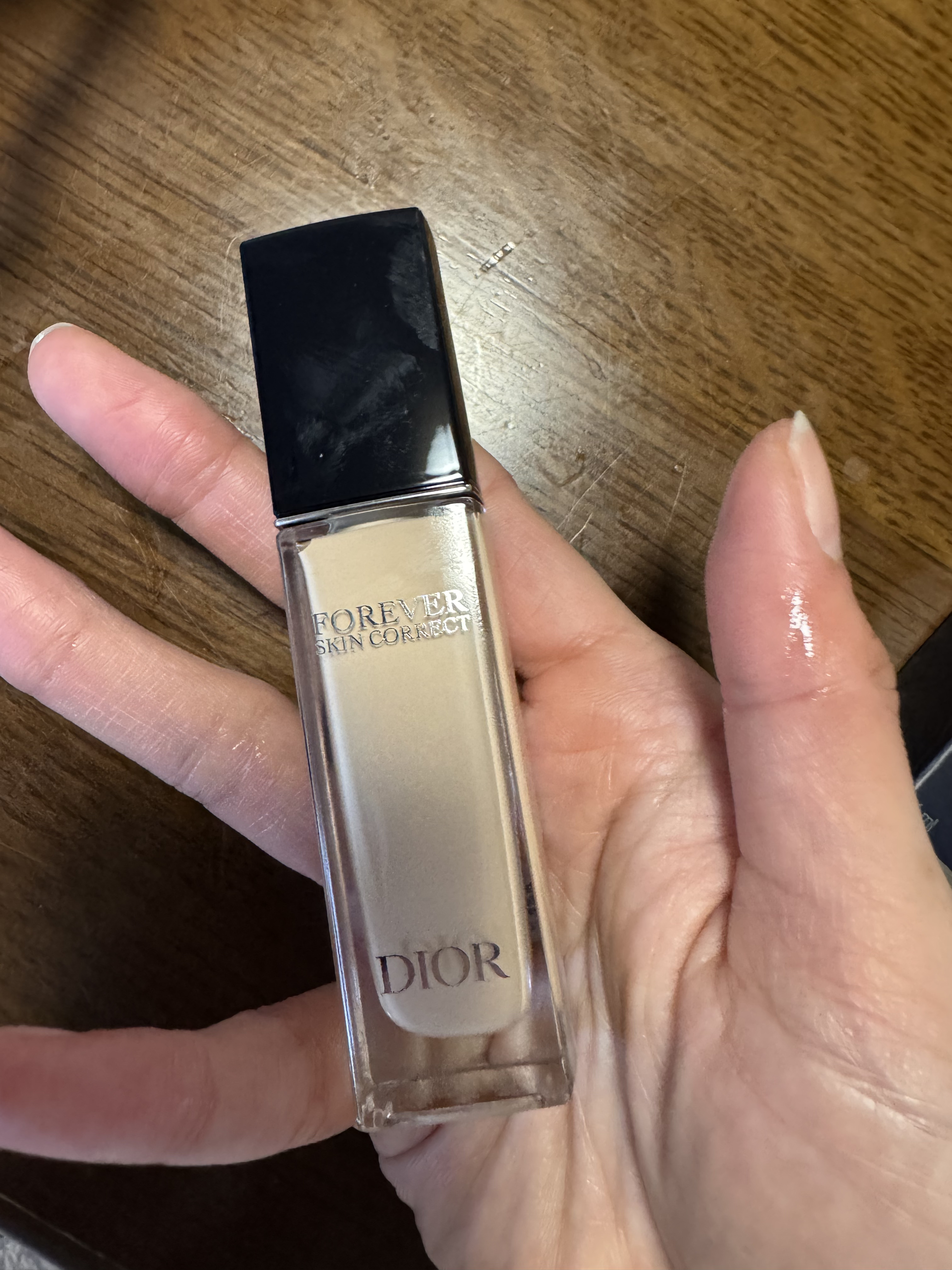 ディオールスキン フォーエヴァー スキン コレクト コンシーラー 0.5Nニュートラル/Dior/リキッドコンシーラーを使ったクチコミ（1枚目）