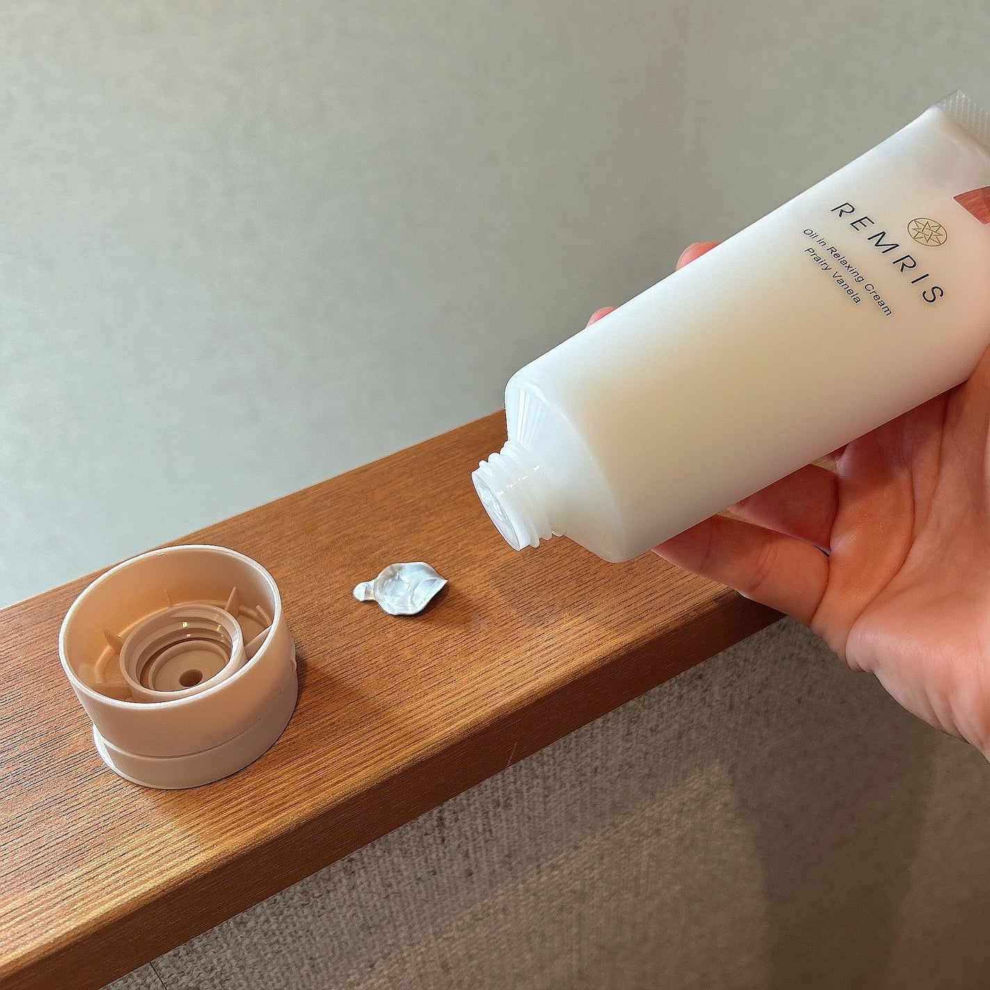 オイルinリラクシングクリーム/REMRIS/ボディクリームを使ったクチコミ(2枚目)