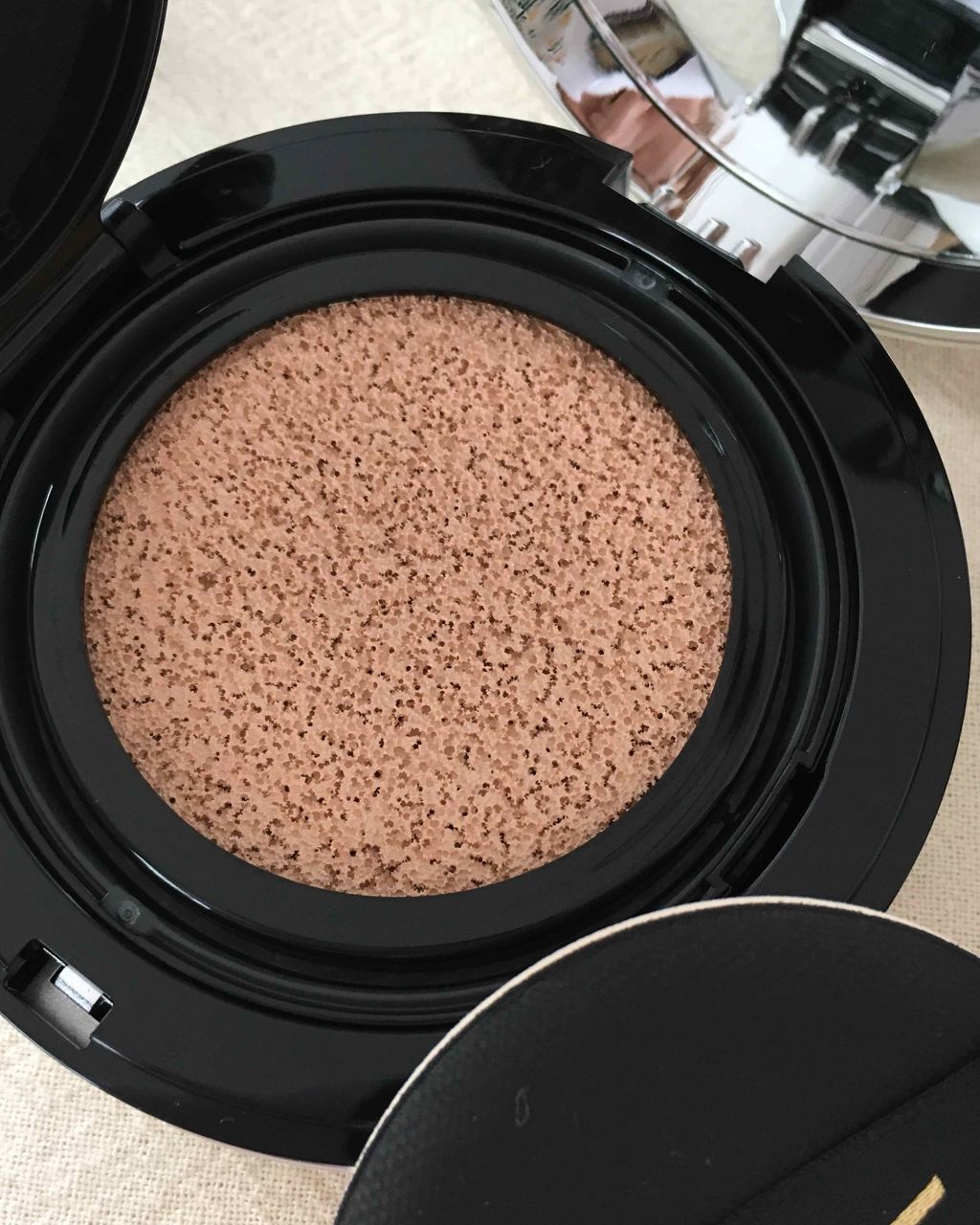 アンクル ド ポー オール アワーズ クッション / YVES SAINT LAURENT