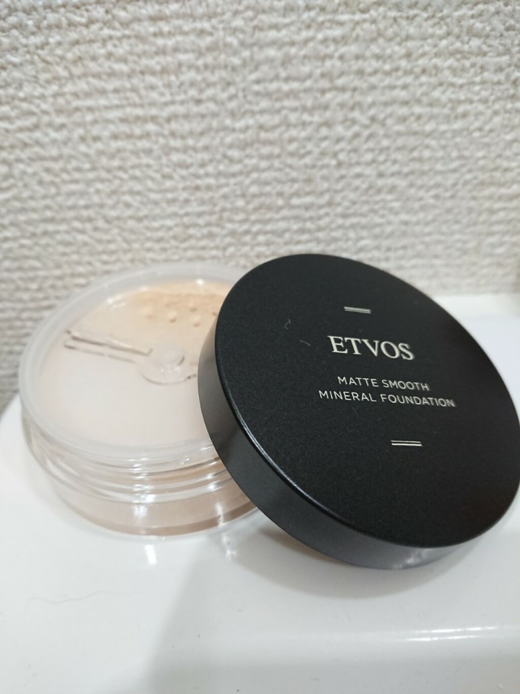 マットスムースミネラルファンデーション/エトヴォス/パウダーファンデーションを使ったクチコミ(1枚目)