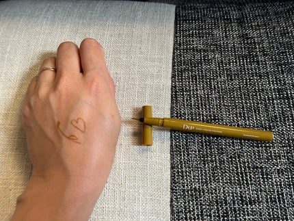 シルキーリキッドアイライナーWP/D-UP/リキッドアイライナーを使ったクチコミ(2枚目)