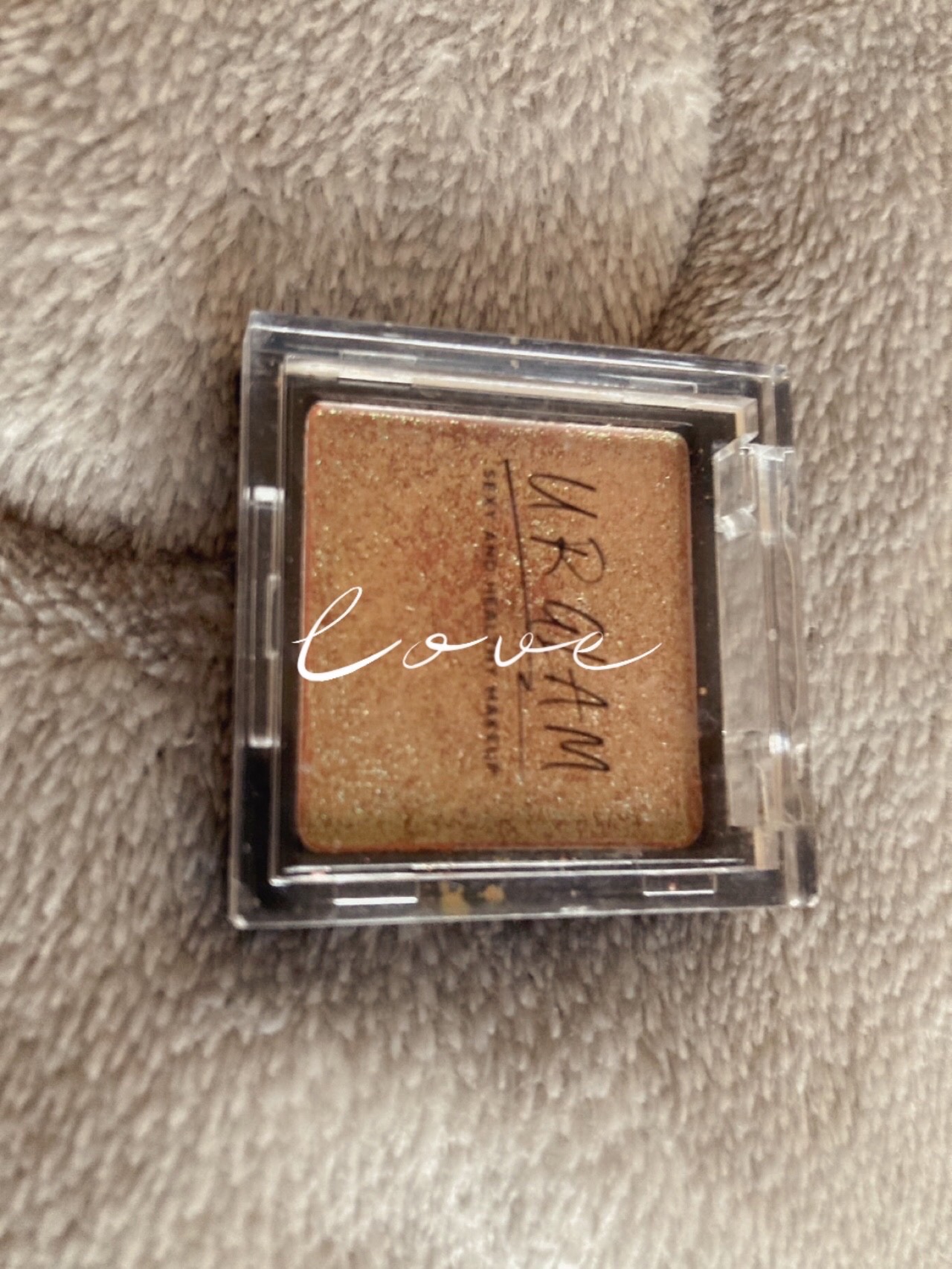 UR GLAM オーロラアイシャドウ/U R GLAM/単色アイシャドウを使ったクチコミ（1枚目）