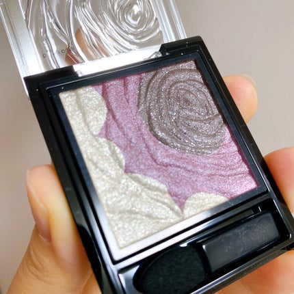 アイシーローズシャドウ/KATE/アイシャドウパレットを使ったクチコミ(3枚目)