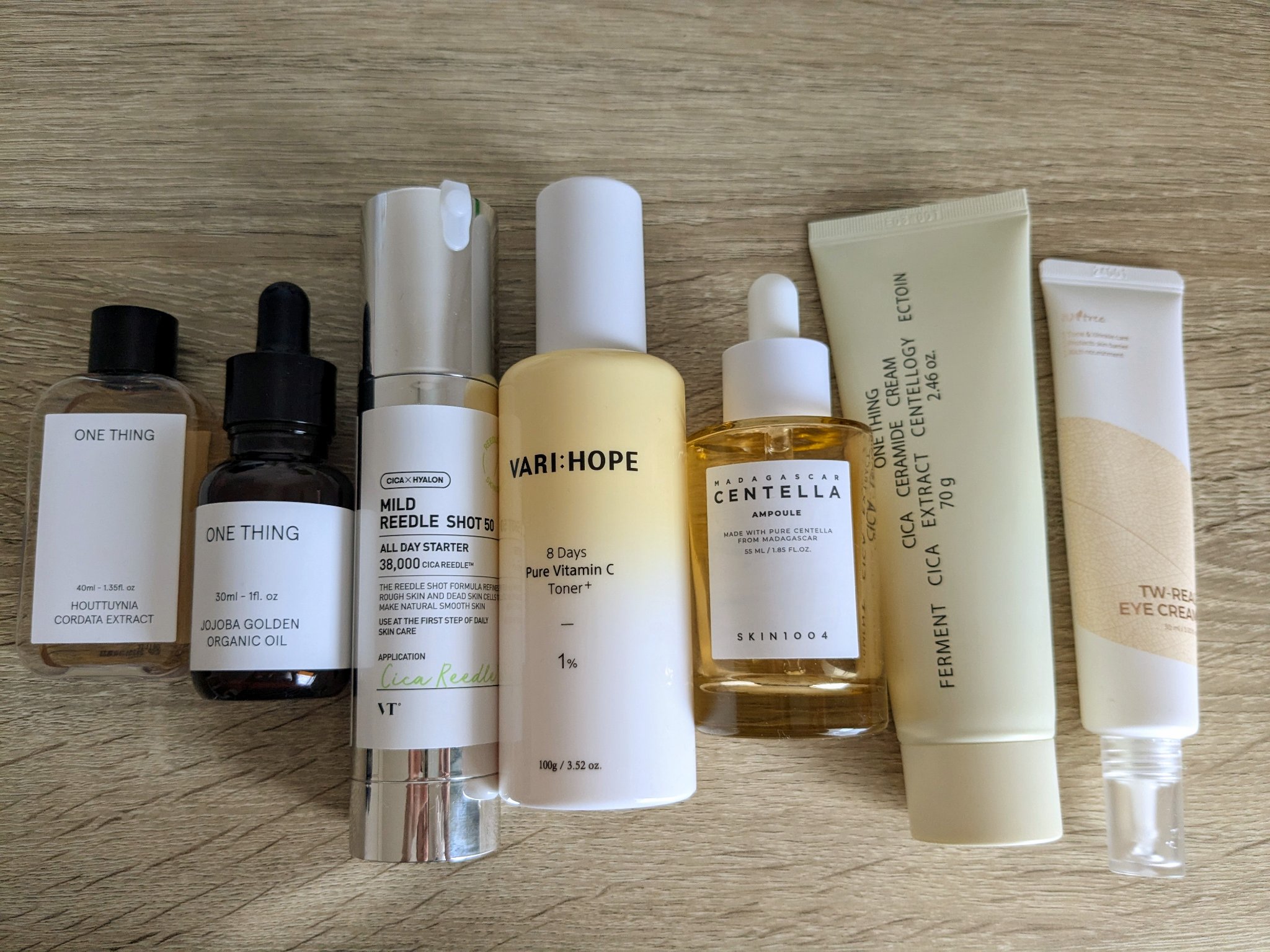 Isntree TWリアルアイクリームのクチコミ「最近のスキンケア【朝☀】
【ワンシング　ドクダミ化粧水】
さっぱりしてて拭き取り化粧水として使.....」（1枚目）