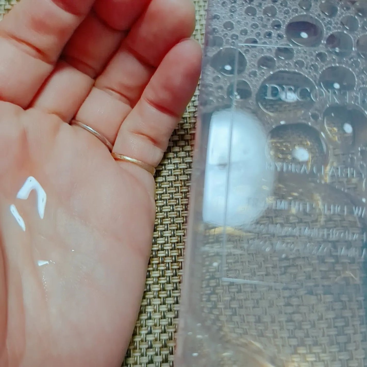 イドラクラリティ 薬用 トリートメント エッセンス ウォーター/DECORTÉ/化粧水を使ったクチコミ(4枚目)