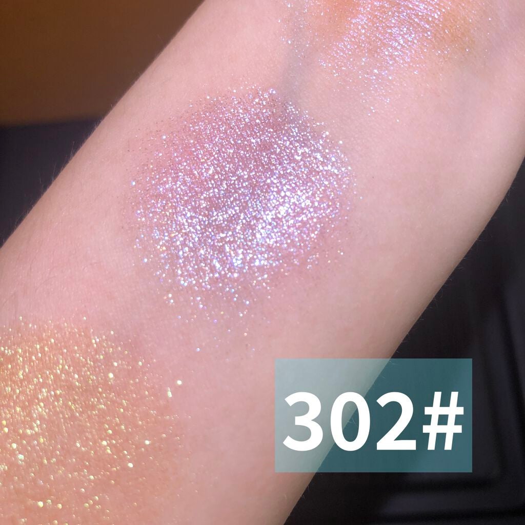 AURORA GLOW シングルアイシャドウ/VNK/単色アイシャドウを使ったクチコミ(4枚目)