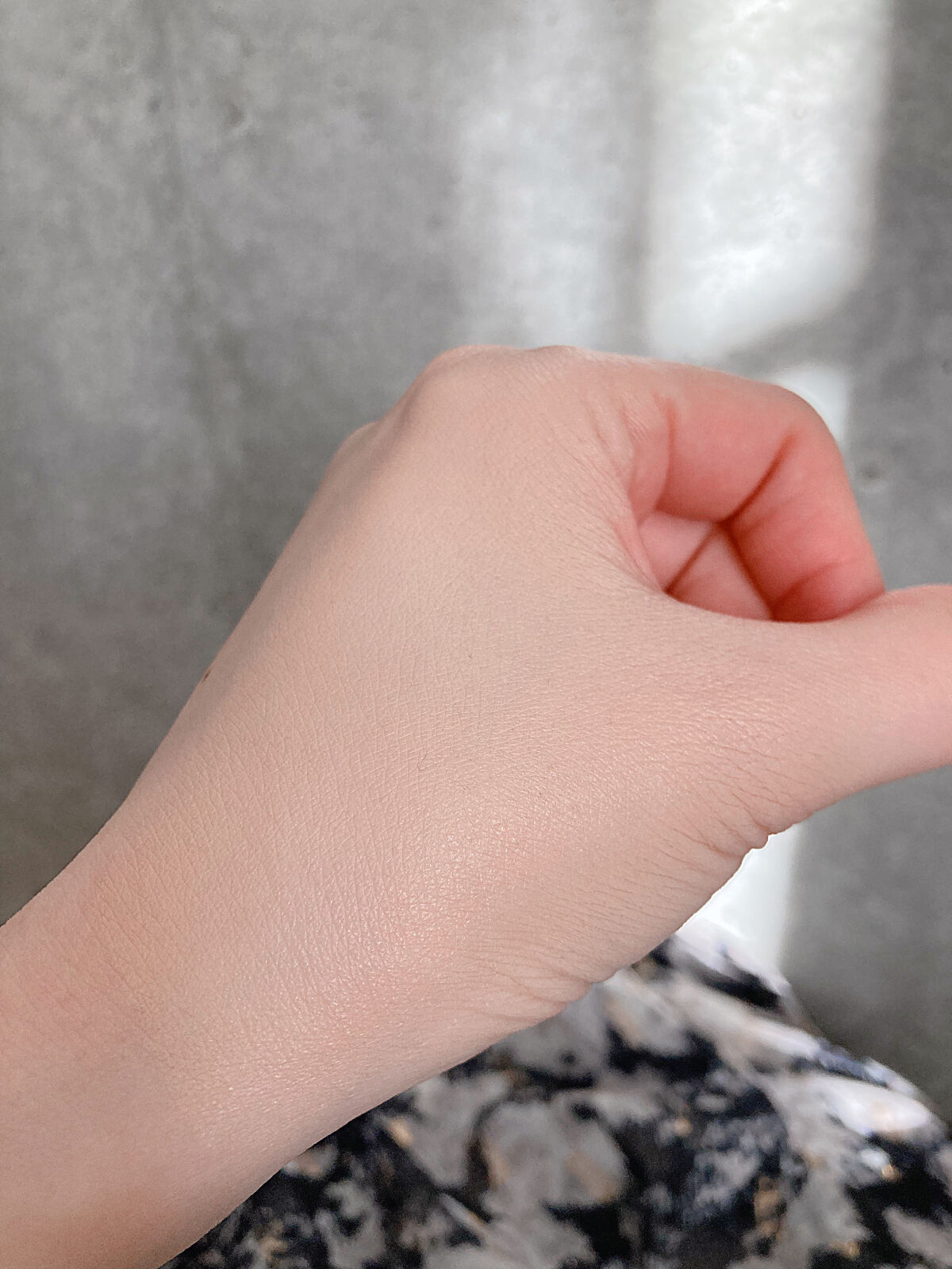 ライトリフレクティング ファンデーション/NARS/リキッドファンデーションを使ったクチコミ（3枚目）