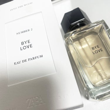 ZARA EAU DE PARFUM
BYE LOVE

あまーーーーい香の中に
ほんのり香るウッディが
とてもおしゃれな香り...

甘い香水が苦手だったので
買った当初はあまり使ってなかったけど
な