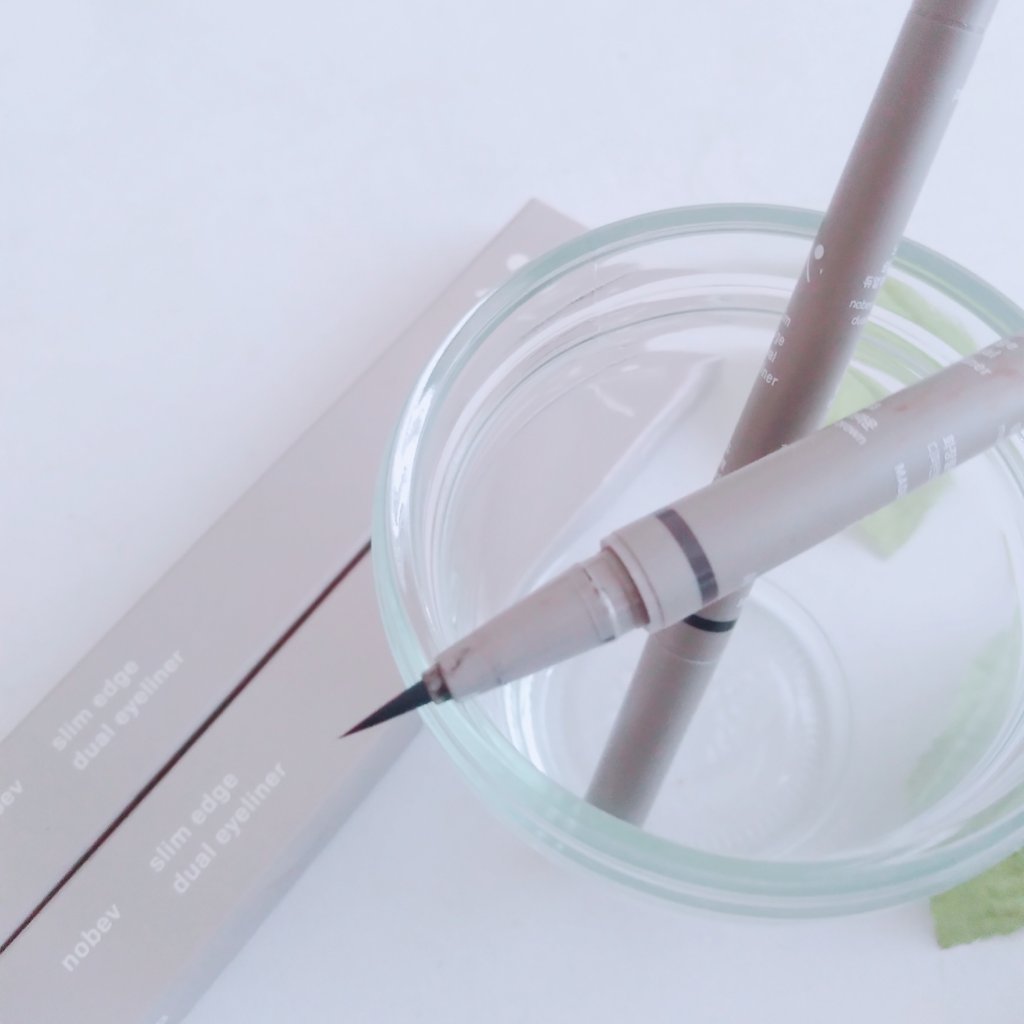 一生ついていきたいアイライナーに出会いました💜

●nobev　スリムエッジデュアルアイライナー

@Beauti_Topping さまよりいただきました
 

名前のとおり、１本２役。
ペンシルとリキッドが１本になっています。

これま