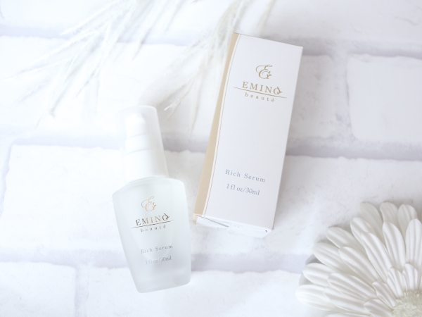 薬用ホワイトエッセンス/エミーノボーテ/美容液を使ったクチコミ（1枚目）