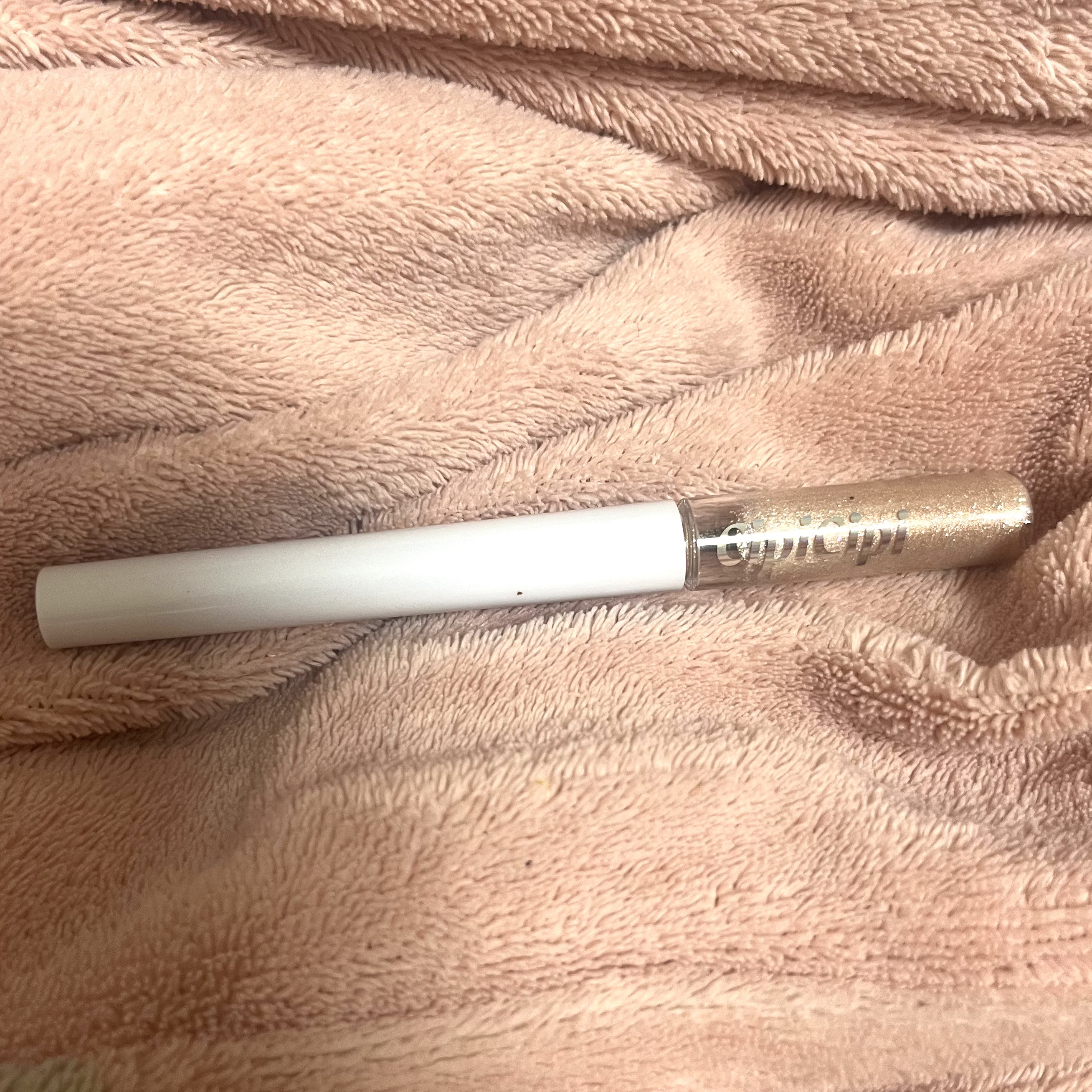 グリッター イルミネーションライナー R 06 デイリーベージュ/CipiCipi/リキッドアイライナーを使ったクチコミ（1枚目）