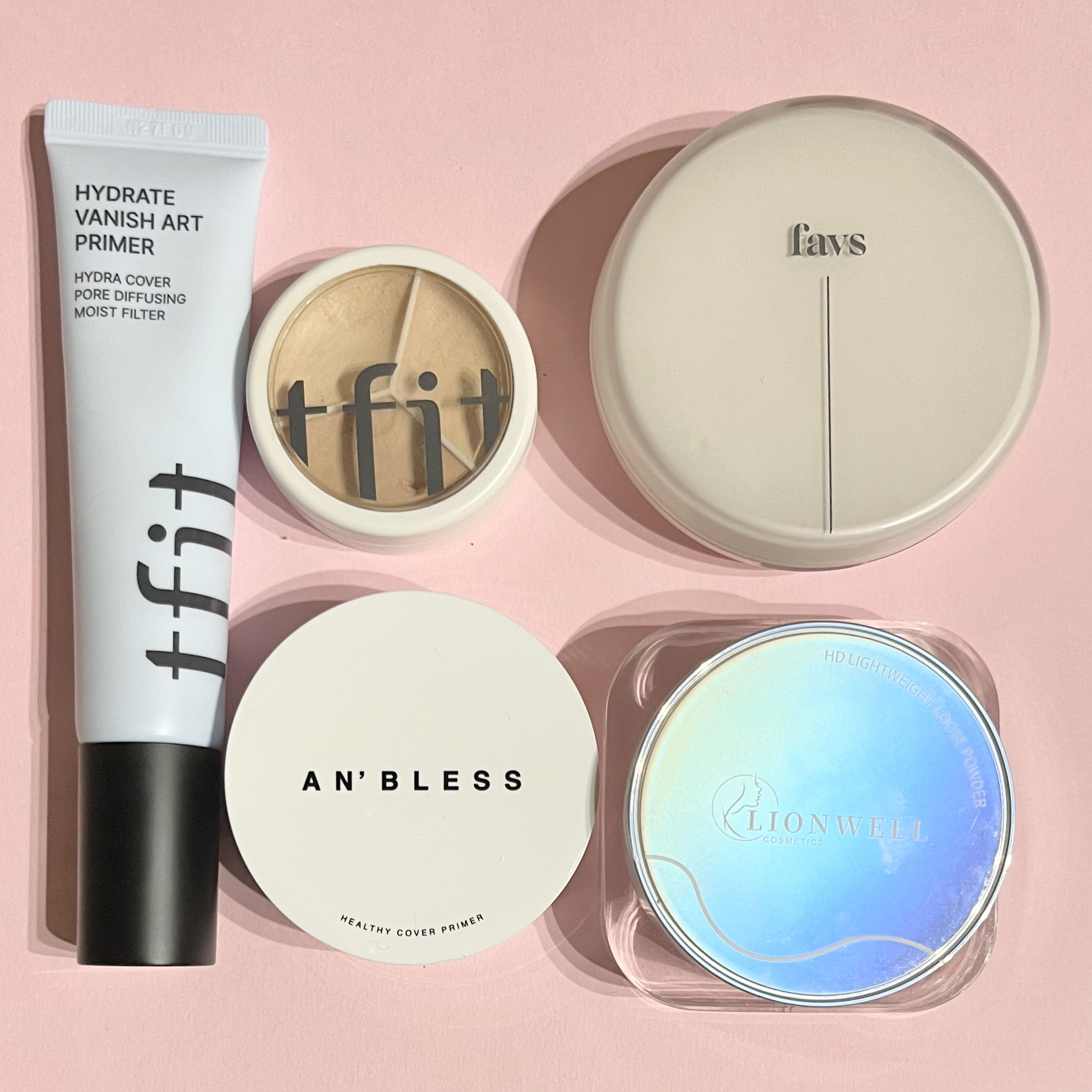 カーミンググロウアップクッションファンデーション/favs/リキッドファンデーションを使ったクチコミ（2枚目）