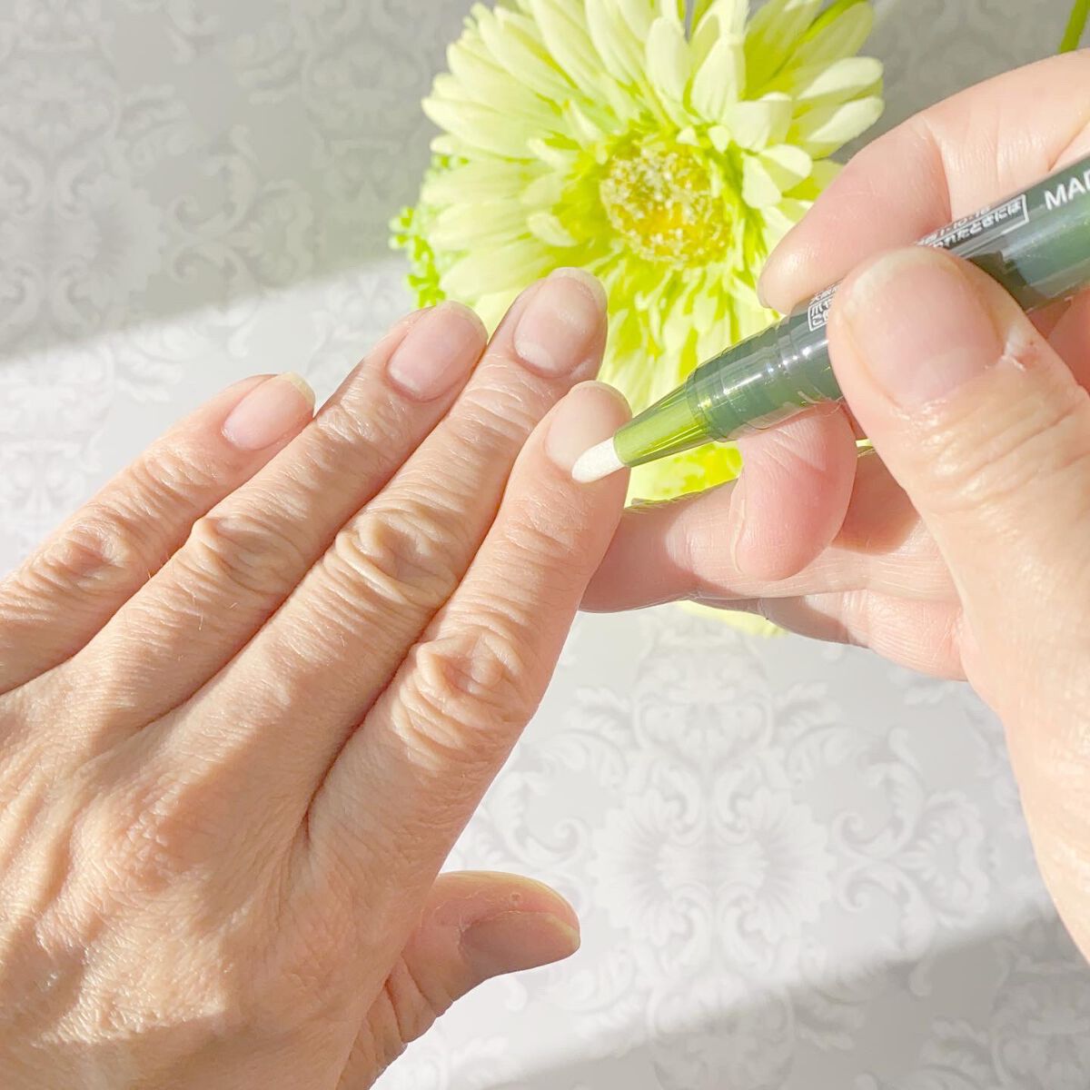 キューティクルペン/enieni /ネイルオイル・トリートメントを使ったクチコミ(4枚目)